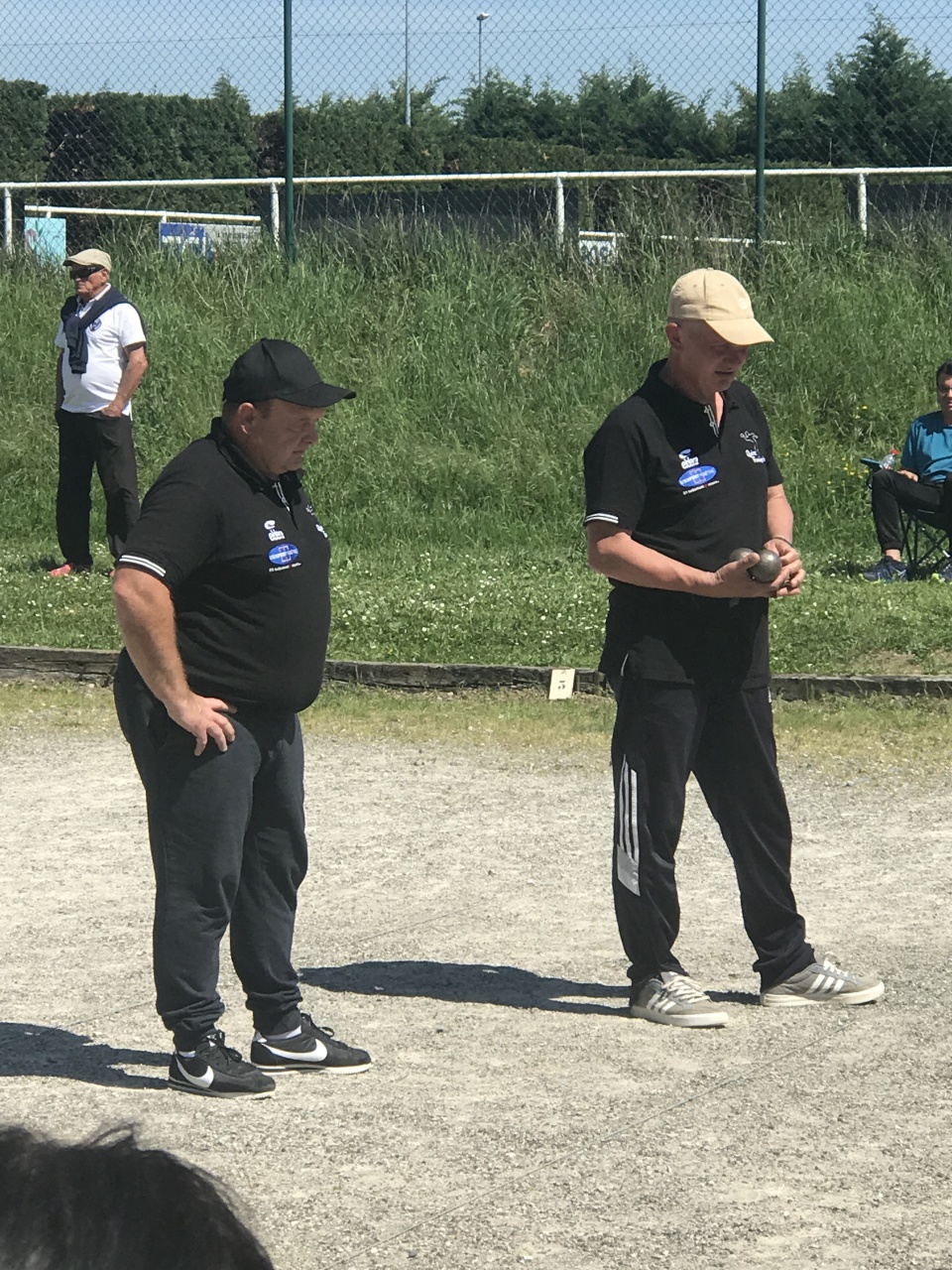 D63C84CB-05EF-4FDC-91B1-EAD1A885BFBC D63C84CB-05EF-4FDC-91B1-EAD1A885BFBC