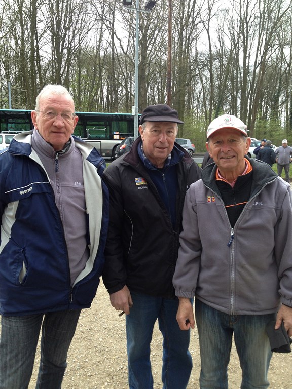 Concours Vétérans Au Club Des Richardets. Concours Vétérans Au Club Des Richardets.