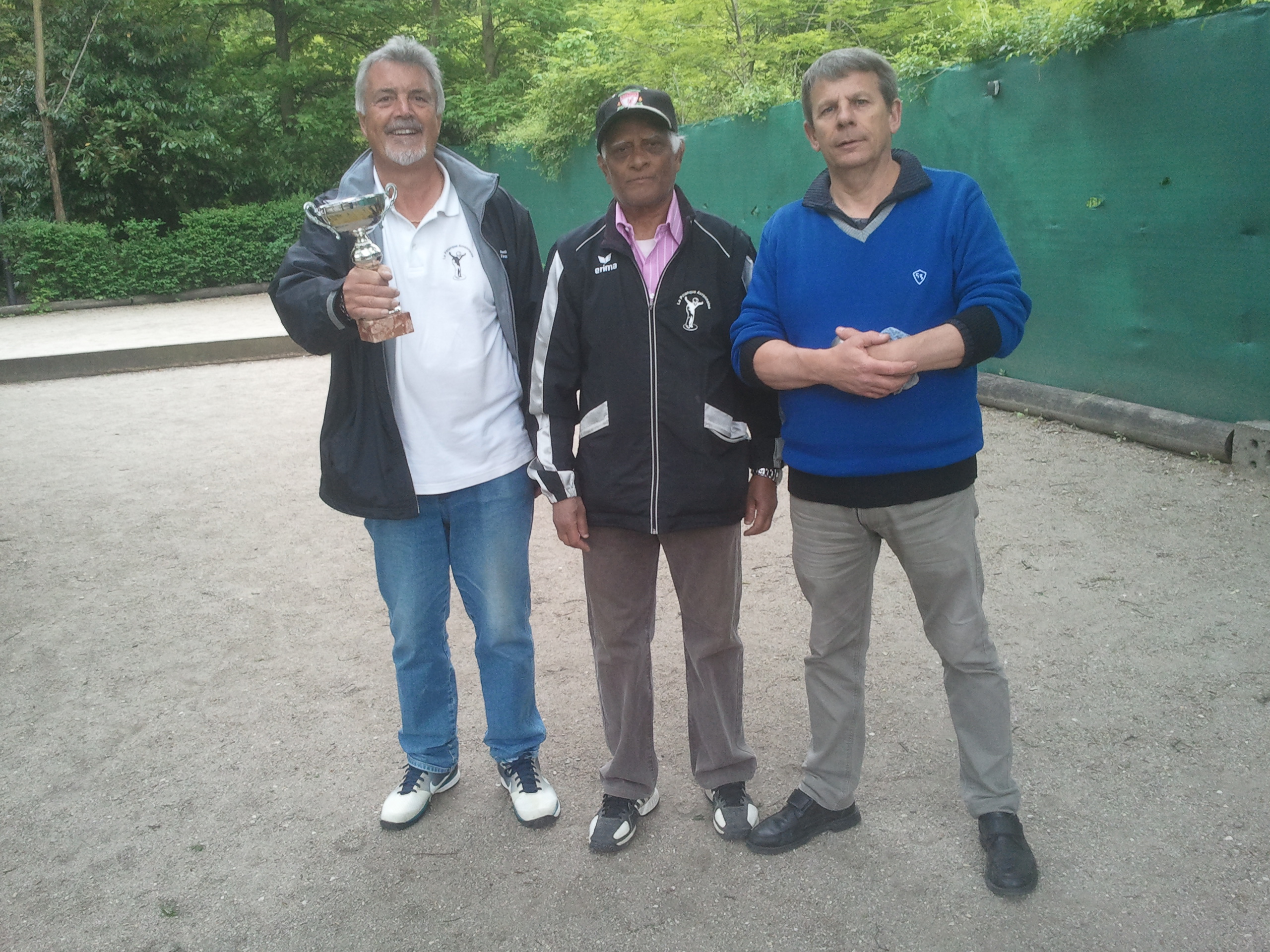 Concours Triplette Vétérans Noiséenne 06.05.2015 Concours Triplette Vétérans Noiséenne 06.05.2015