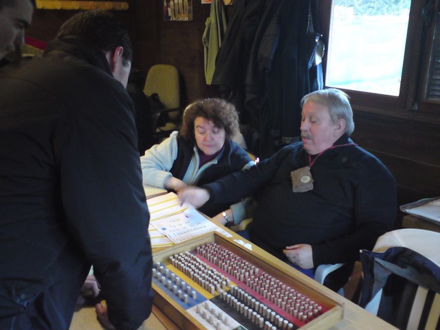 Nadine et Patrick à la table de marque Nadine et Patrick à la table de marque