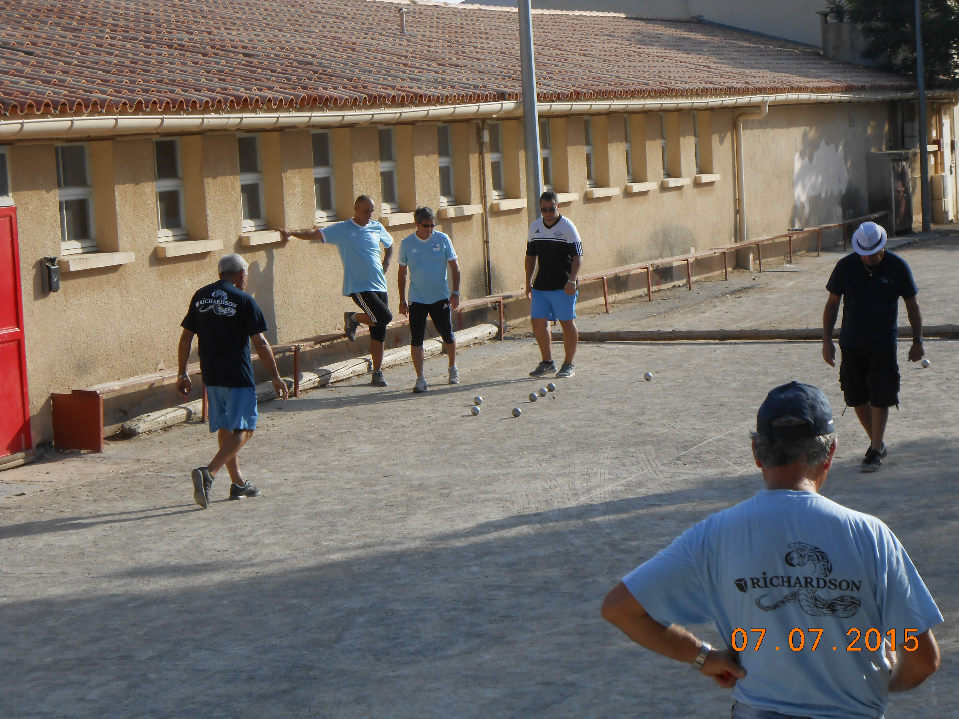 CONCOURS AU JEU PROVENÇAL A LA LONDE CONCOURS AU JEU PROVENÇAL A LA LONDE