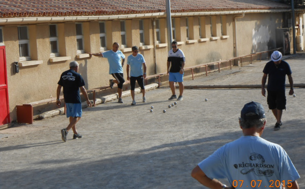 CONCOURS AU JEU PROVENÇAL A LA LONDE