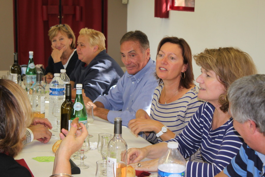 Pour remercier les nombreux licenciés... Pour remercier les nombreux licenciés...