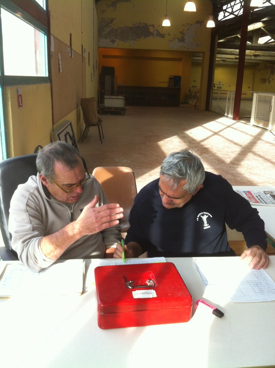 photo (27) photo (27)