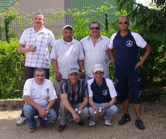 Interclubs au Mesnil Le Roi Interclubs au Mesnil Le Roi