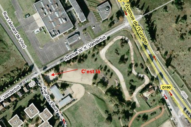 CONTACTS ET RENSEIGNEMENTS CONTACTS ET RENSEIGNEMENTS