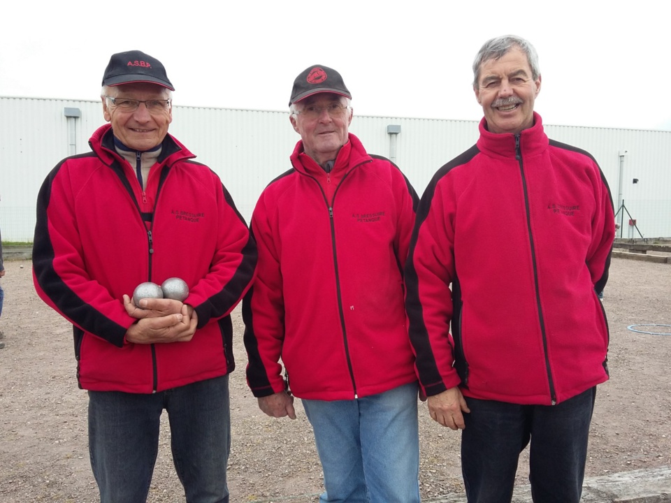 Jean Marie - Claude et Yvon champion triplette vétéran