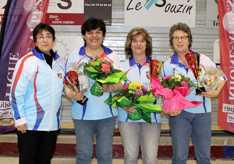 Nos féminines OLLA Peggy - BROCHOT Valérie - MOLLE Martine brillantes 3ième et la déléguée PARENTI Rosa