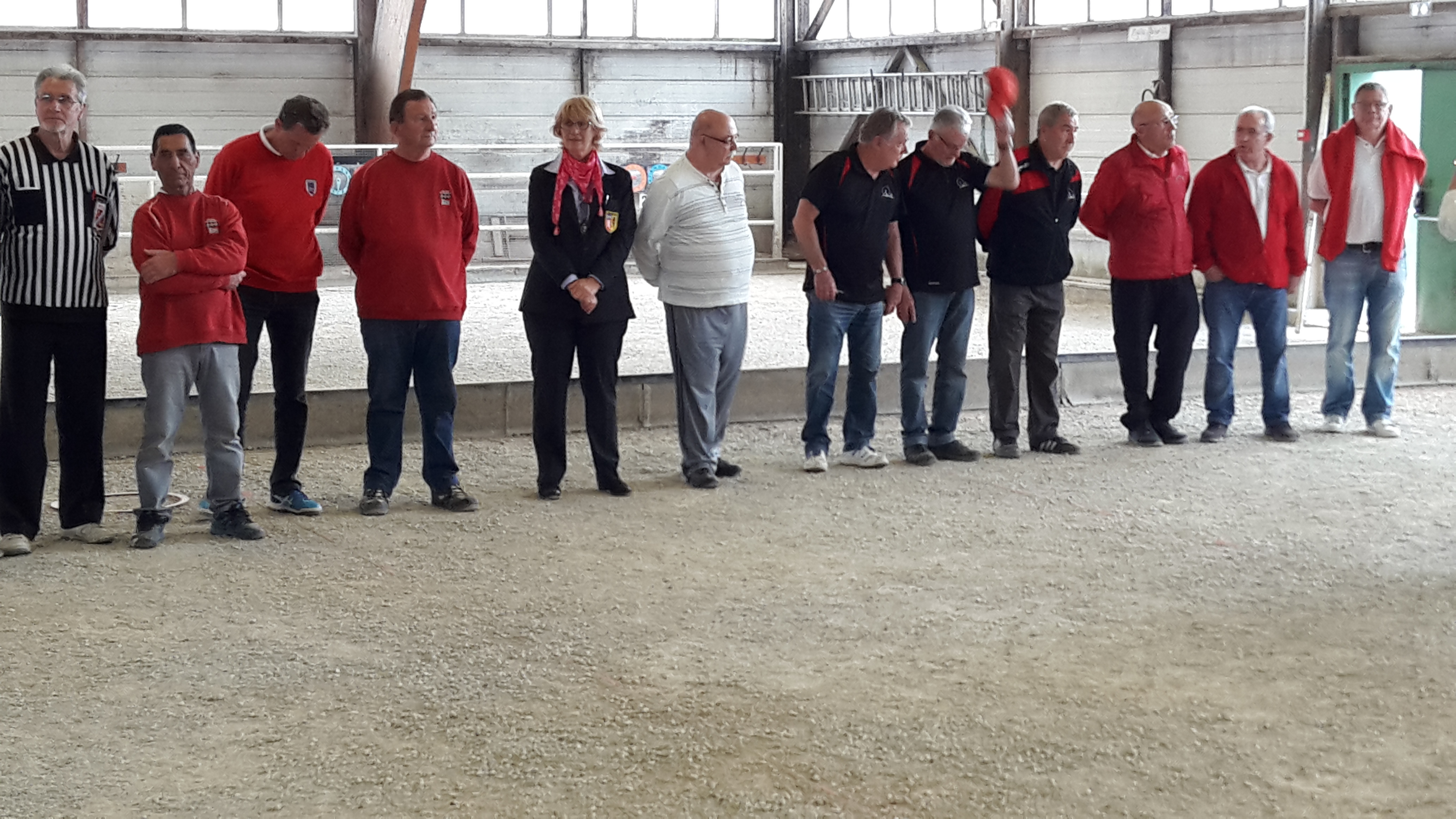 Nos finalistes à gauche SALIBA José - LINGRE Bernard - FLOURET Pierre la déléguée GAUTHIER Monique le comité MATTERA Jacques et à droite notre 2ième équipe pour la ligue GUINET Michel - GONZALEZ Carlos - SIMONETTI Jacques Nos finalistes à gauche SALIBA José - LINGRE Bernard - FLOURET Pierre la déléguée GAUTHIER Monique le comité MATTERA Jacques et à droite notre 2ième équipe pour la ligue GUINET Michel - GONZALEZ Carlos - SIMONETTI Jacques