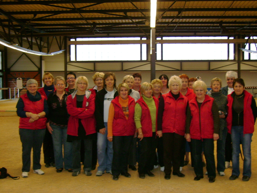 DOUBLETTE FEMININ A LA MELEE DOUBLETTE FEMININ A LA MELEE