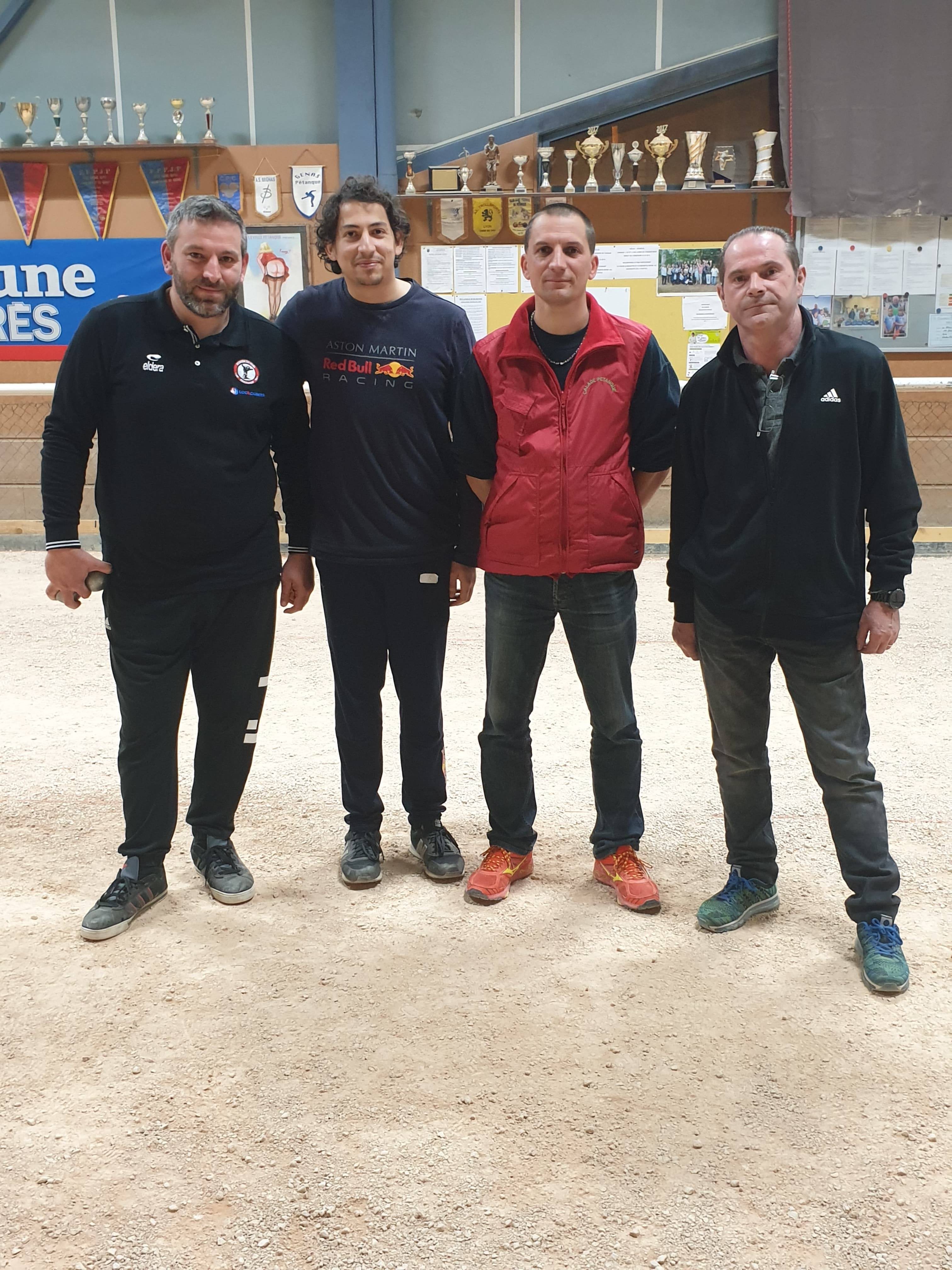 BELLEVILLE REUSSIT AUX CALADOIS