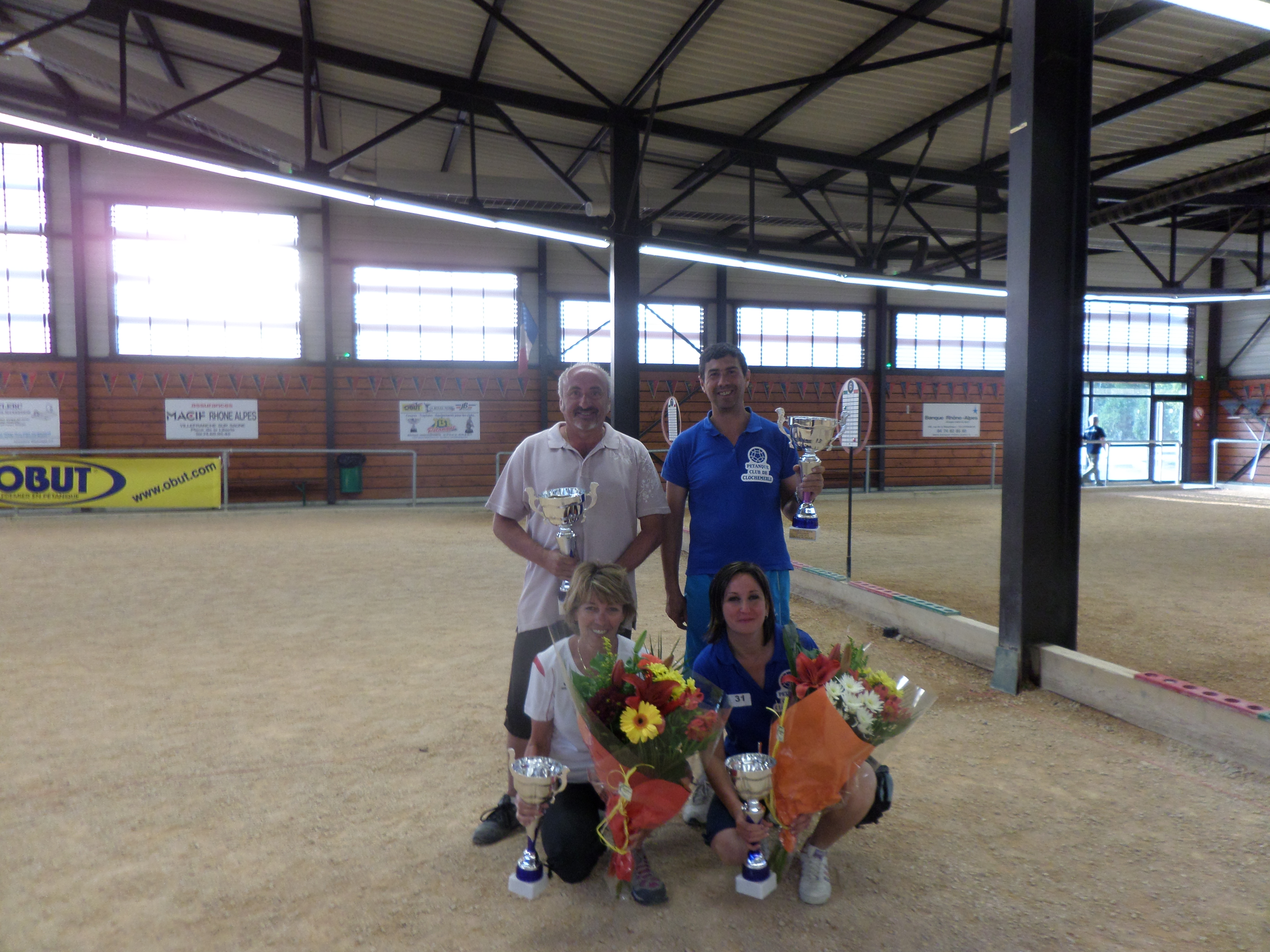 Les Vainqueurs SALIBA C et SAHUC-JULIEN y et les finalistes COMBES c et MORATO Jc du doublette mixte Les Vainqueurs SALIBA C et SAHUC-JULIEN y et les finalistes COMBES c et MORATO Jc du doublette mixte