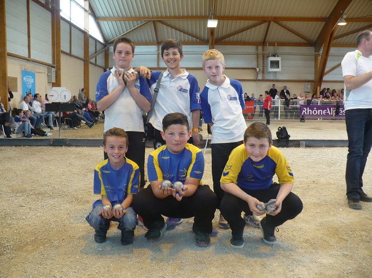 Notre minime champion du Rhône EMERY A canuts - JEANNE A canuts - LENGLET ANDY Notre minime champion du Rhône EMERY A canuts - JEANNE A canuts - LENGLET ANDY