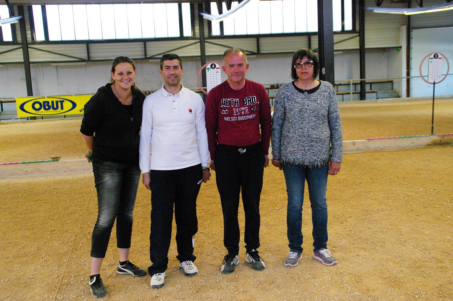 Les vainqueurs du doublette mixte POUJOULAS Adeline - MORATO Jean Christophe et les 1/2 finalistes AMIEUX Frédéric - DE SANTIS Isabelle