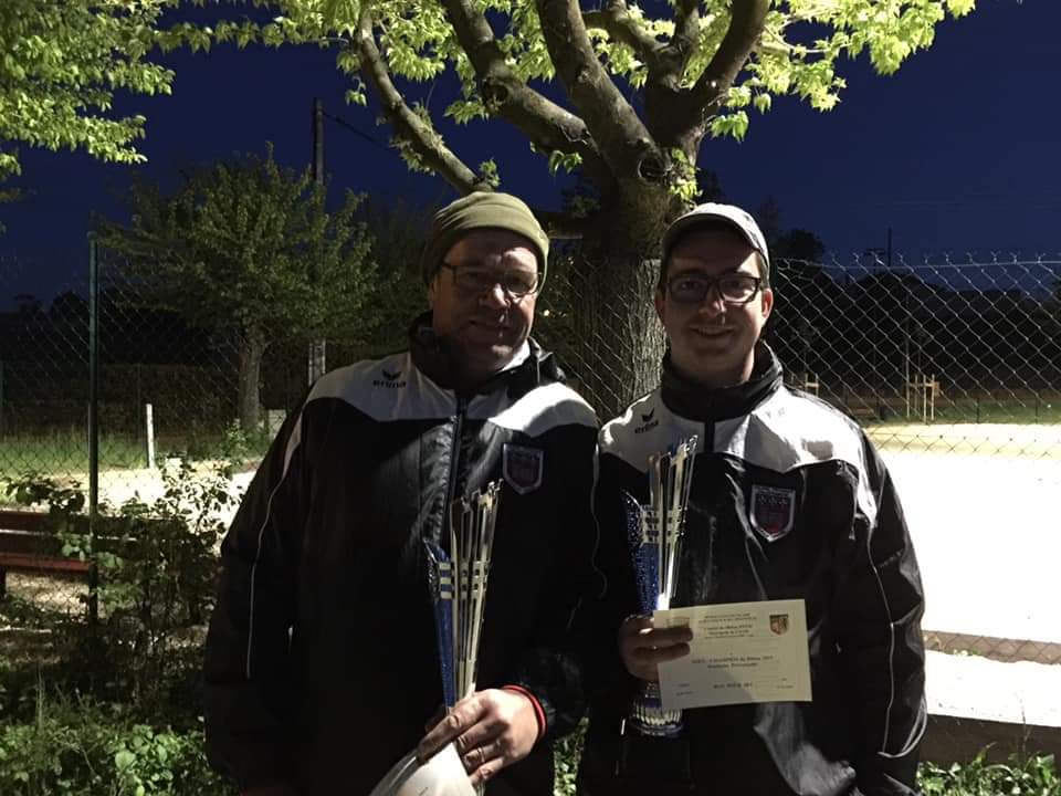 Jean Claude et Julien Jean Claude et Julien