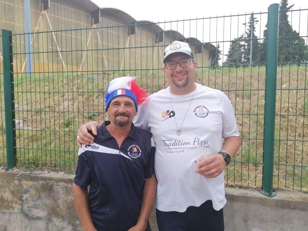 Nos 2 mascottes Nos 2 mascottes