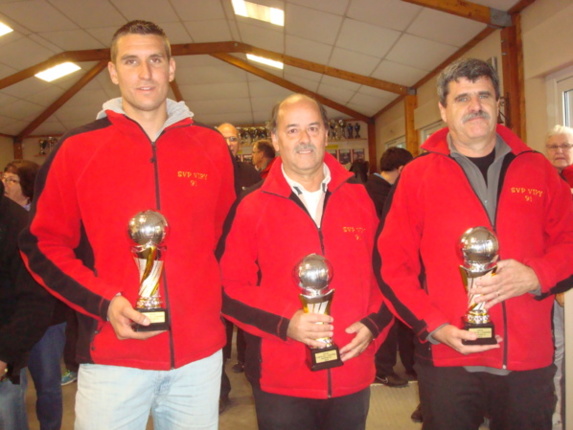AGUILERA C/SCOTT N/GARDET R de SVCP Viry Vainqueurs en Jeu Provençal