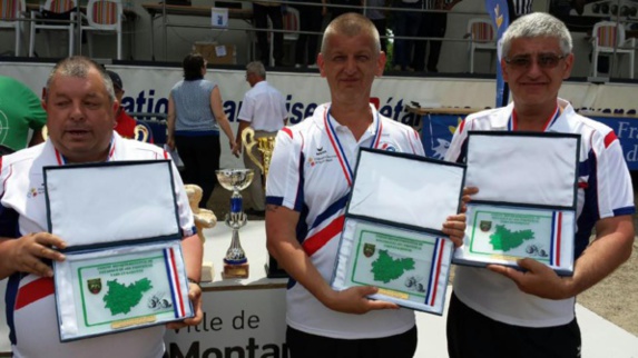 D. Cabelguen (CSP Ris 91 CD 91), Y. Loubet Poujade (Sarcelles CD 95) & D. Busnel (Marolles CD 91) Champions de France !!!