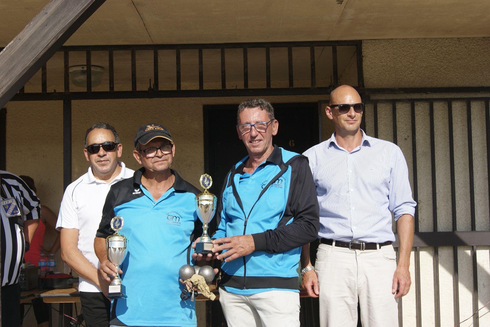 Sampaio J & Chantal P de Chilly-M Vice-champions avec des élus de Corbeil Sampaio J & Chantal P de Chilly-M Vice-champions avec des élus de Corbeil