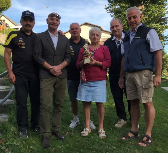 Michel VERILHAC/Didier MANEVAL (adjoint aux sports Mairie)/Joseph JUBAN(président)/Ginette GUILHOT (Membre d'honneur)/Guy LEBRAT/Philippe DUBOIS (1er adjoint Mairie)