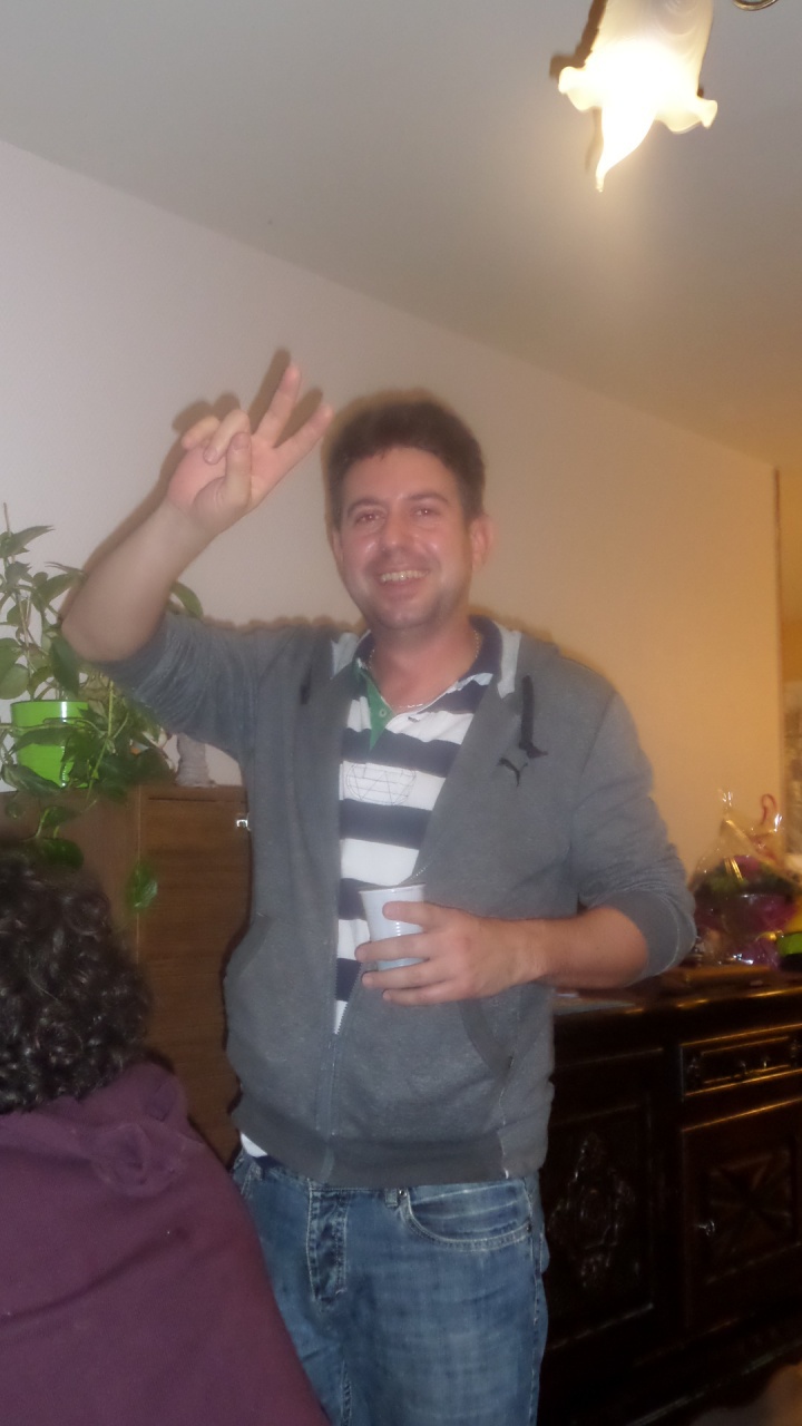 ADIEUX A TOUS.... ADIEUX A TOUS....