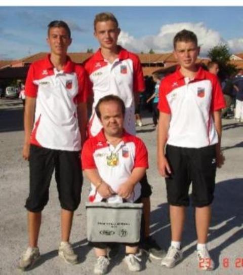 DAMIEN DESBAT, QUART DE FINALISTE DU CHAMPIONNAT DE FRANCE TRIPLETTES JEUNES DAMIEN DESBAT, QUART DE FINALISTE DU CHAMPIONNAT DE FRANCE TRIPLETTES JEUNES