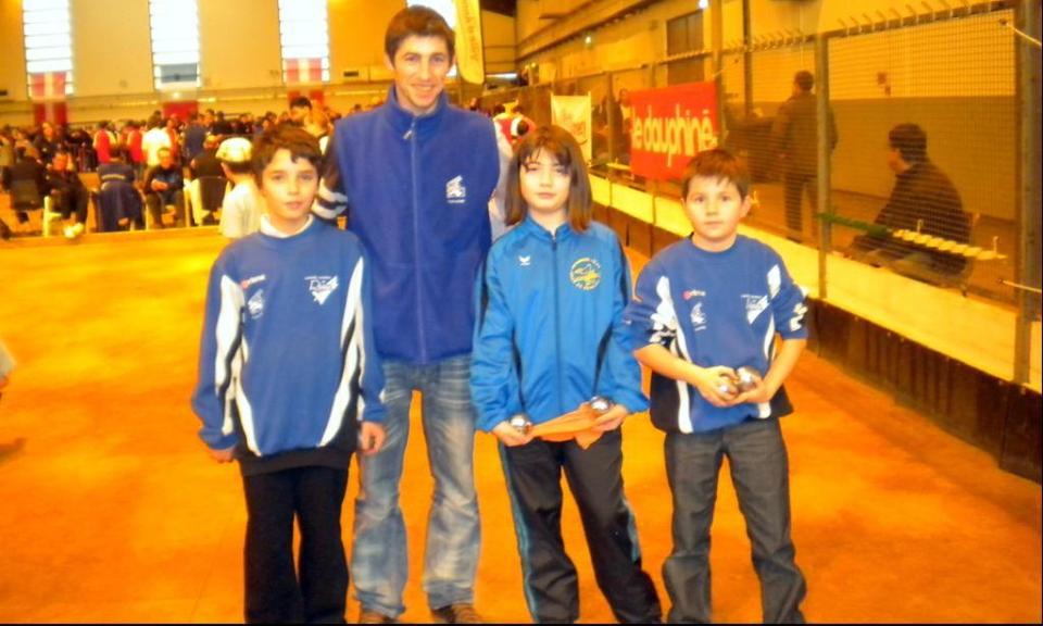 INTERNATIONAL JEUNES D'ANNECY( SUITE )