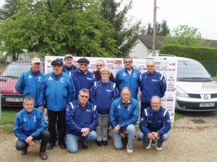 LES VETERANS S'INCLINENT A TREVOL