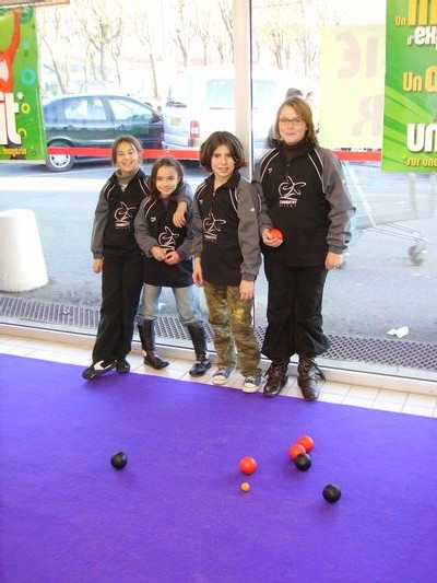 La pétanque molle, c'est "dur"... La pétanque molle, c'est "dur"...