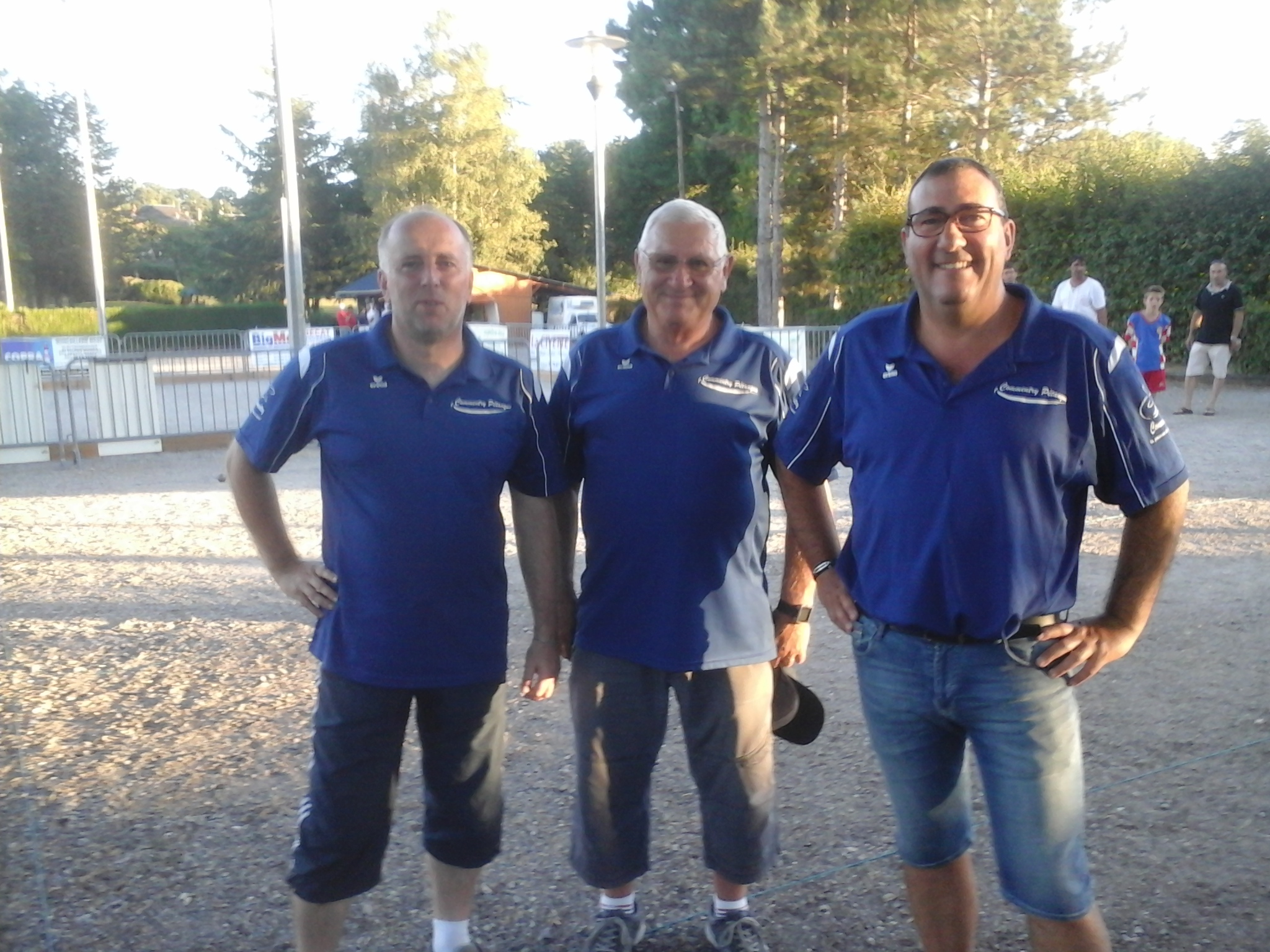 COMMENTRY PETANQUE A LA BOULE D'OR