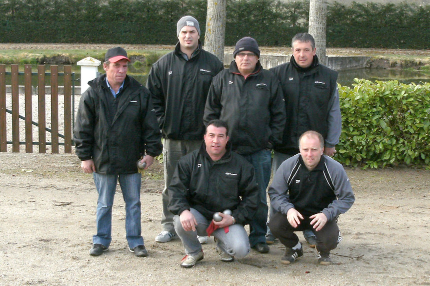 DEFAITE DE L'EQUIPE (B) DEFAITE DE L'EQUIPE (B)