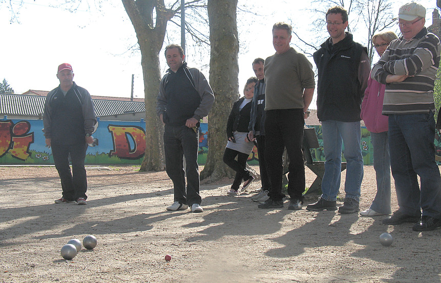 L'EQUIPE (A) S'IMPOSE FACE A BELLERIVE L'EQUIPE (A) S'IMPOSE FACE A BELLERIVE