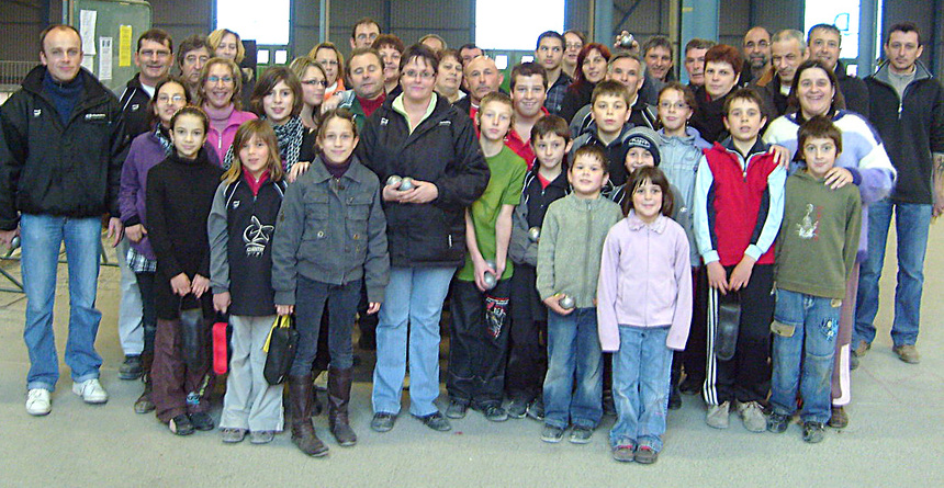 PETANQUE ET PERE-NOEL POUR LES JEUNES