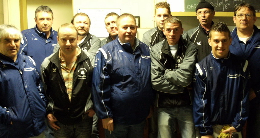 DEFAITE DE L EQUIPE  ( B ) A ST REMY EN ROLLAT