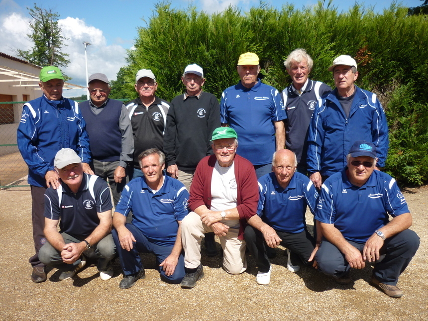 LES VETERANS ( A ) VAINQUEURS 8 A 3 A NEUILLY LE REAL