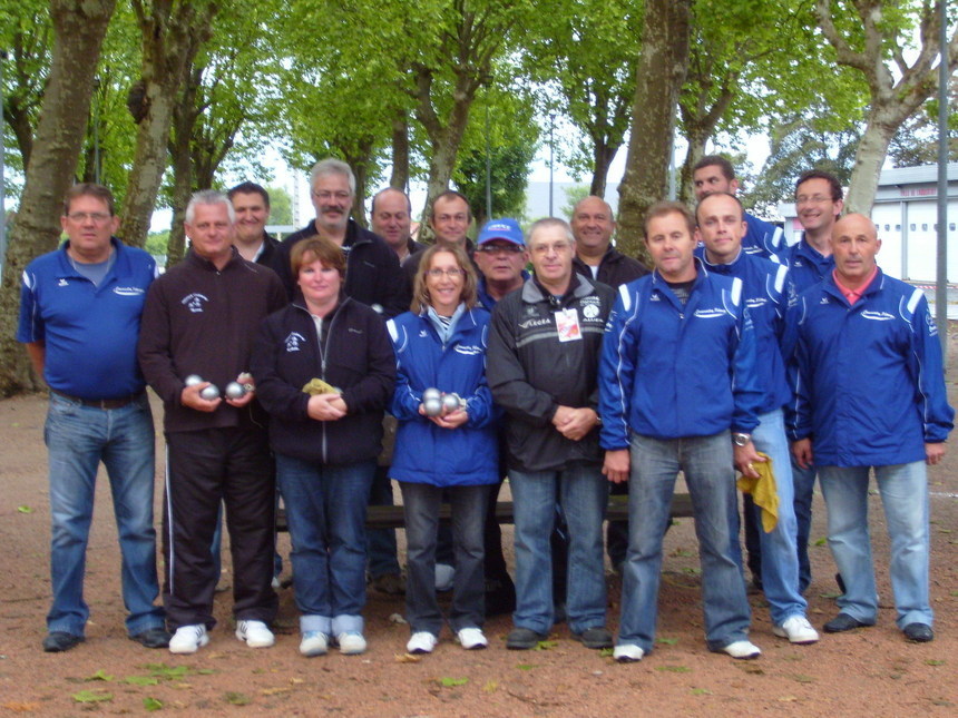 COUPE DE FRANCE -          COMMENTRY 20        CINDRE 11