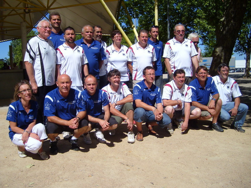 COMMENTRY OFFRE LA VICTOIRE A CUSSET COMMENTRY OFFRE LA VICTOIRE A CUSSET