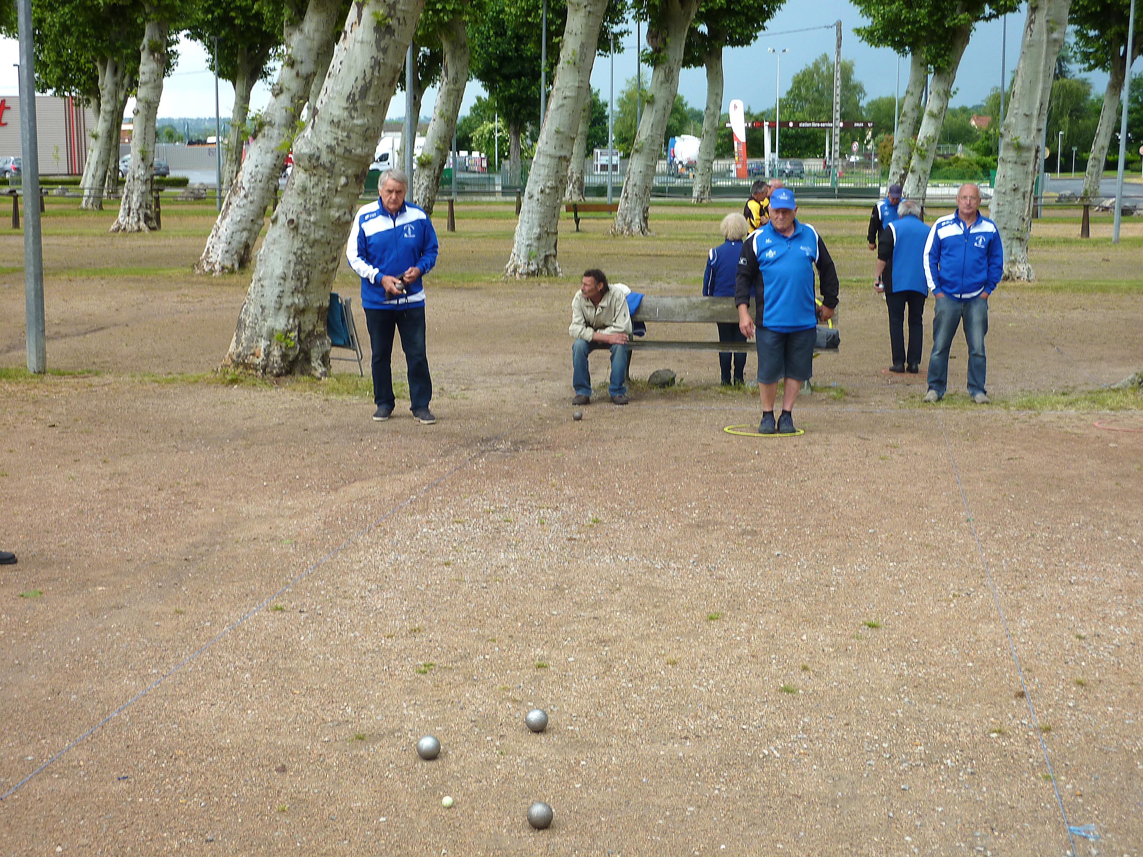 LES VÉTÉRANS POURSUIVENT LEUR MOISSON