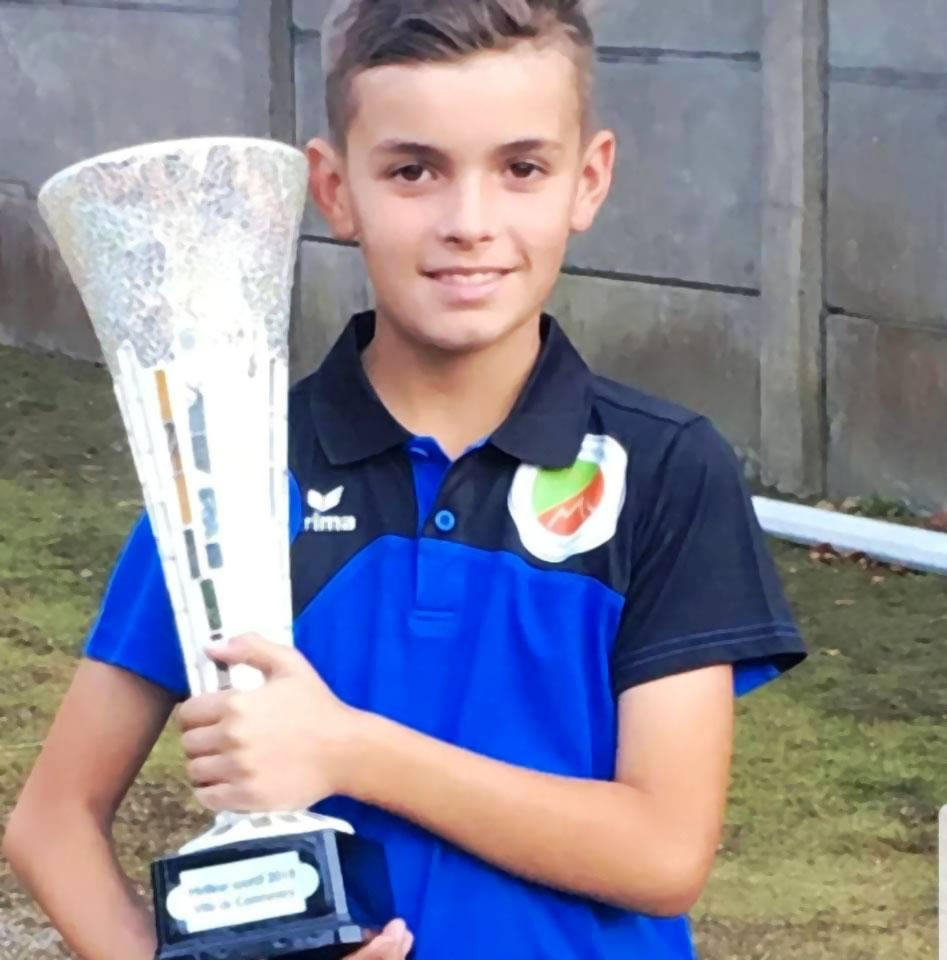 ANTOINE SUR LE TOIT DE COMMENTRY