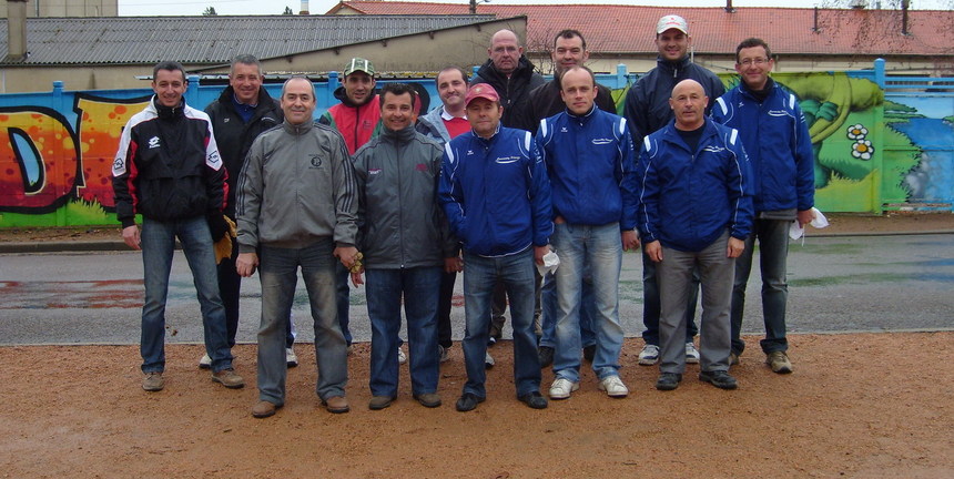 BON WEEK END POUR COMMENTRY PETANQUE
