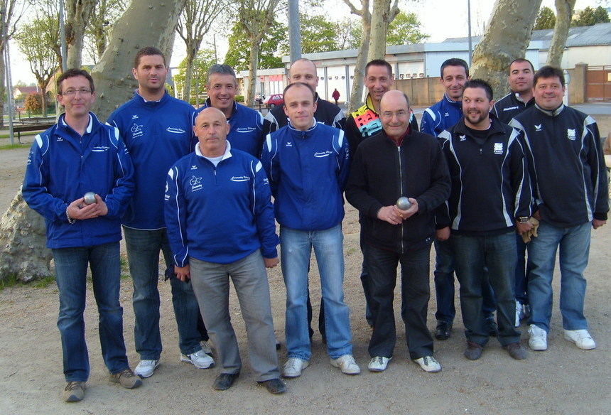 L'équipe (A) face à Cusset L'équipe (A) face à Cusset