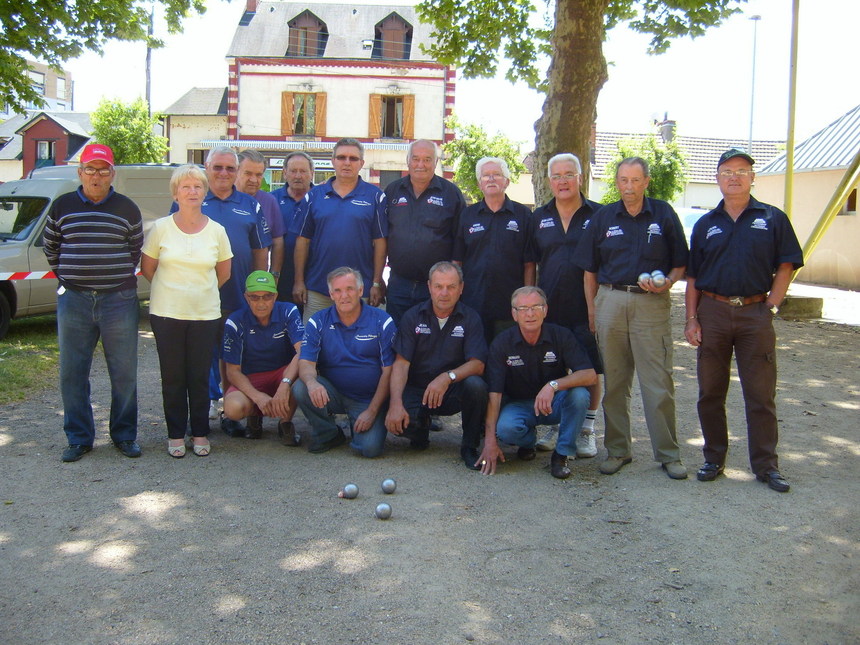 BELLE VICTOIRE DES VETERANS  30 A 6 FACE A CRESSANGES