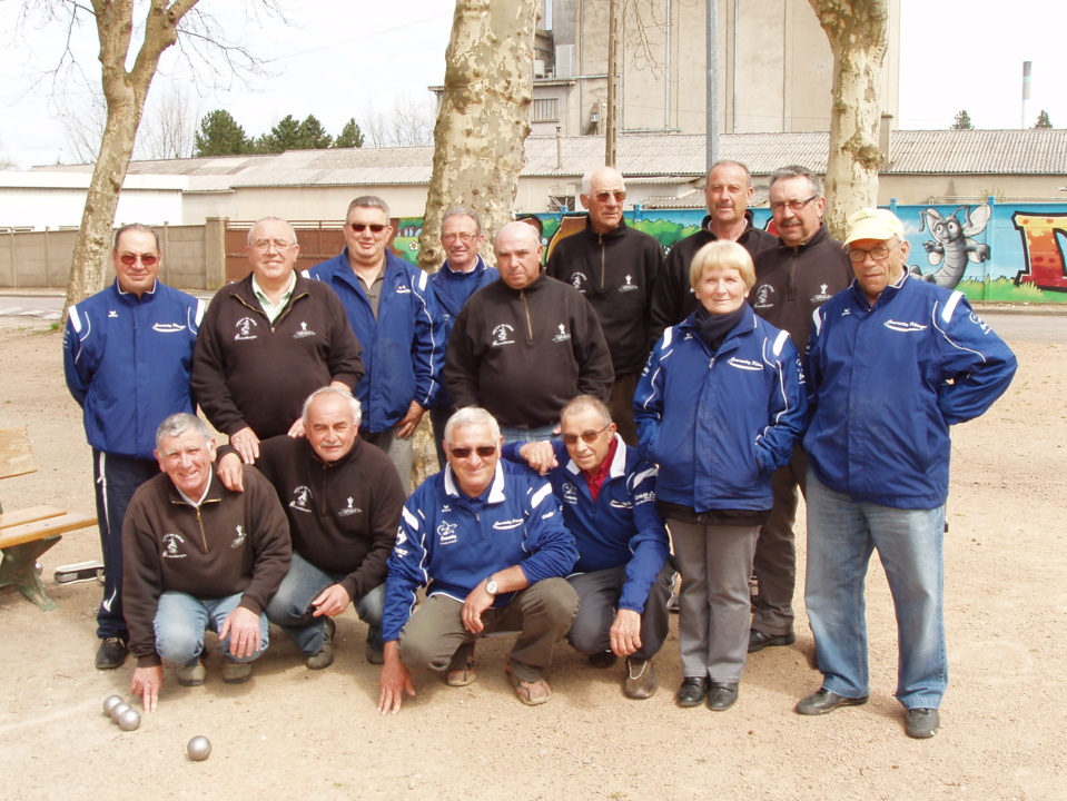 LES VETERANS S'IMPOSENT FACE AUX MARAIS(B) LES VETERANS S'IMPOSENT FACE AUX MARAIS(B)