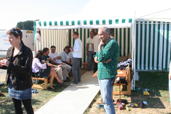 Journée qui était 1occasion unique de voir MOMO rester 30 secondes sans parler Journée qui était 1occasion unique de voir MOMO rester 30 secondes sans parler