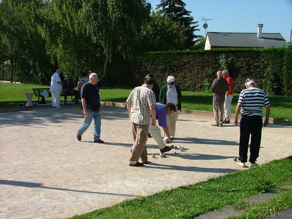 Prestation membres du bureau de la petanque /// membres de la mairie et autres associations