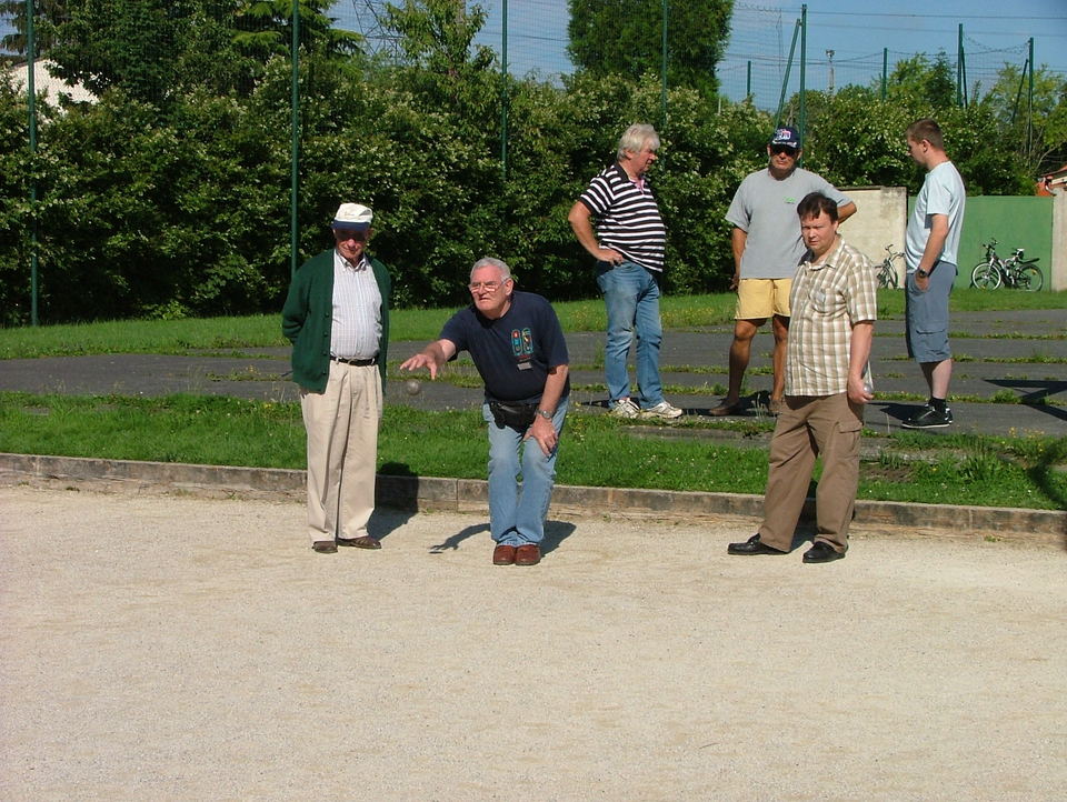Prestation membres du bureau de la petanque /// membres de la mairie et autres associations