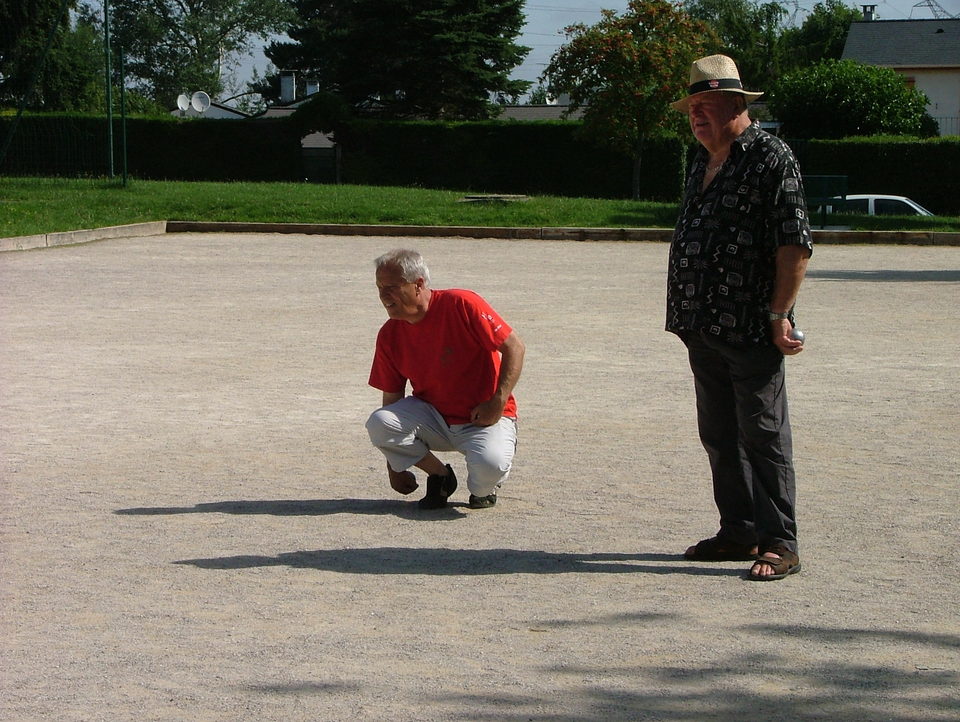 Prestation membres du bureau de la petanque /// membres de la mairie et autres associations