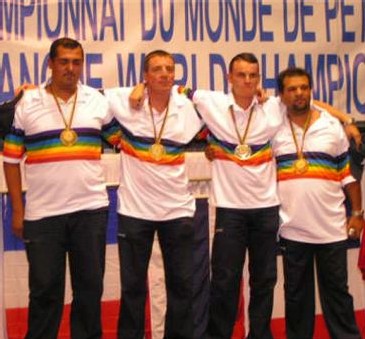 CHAMPIONS DU MONDE 2005