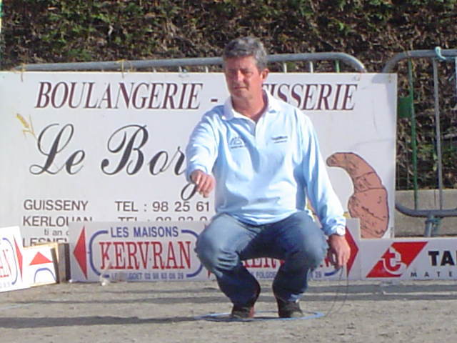 JACKY COUPE AU DERNIER NATIONAL DE KERLOUAN JACKY COUPE AU DERNIER NATIONAL DE KERLOUAN