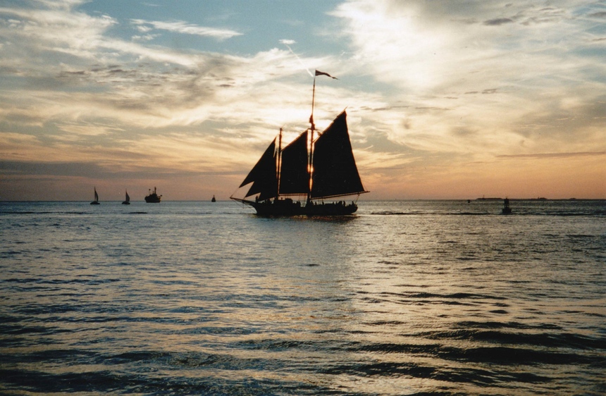 LE BATEAU CORSAIRE TOUJOURS EN MER